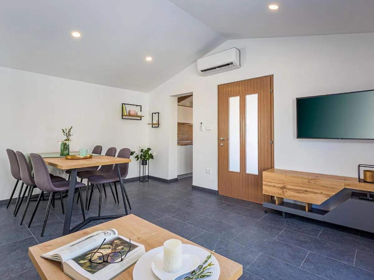 Holiday Home Prenc - Pzn212 By Interhome Munci