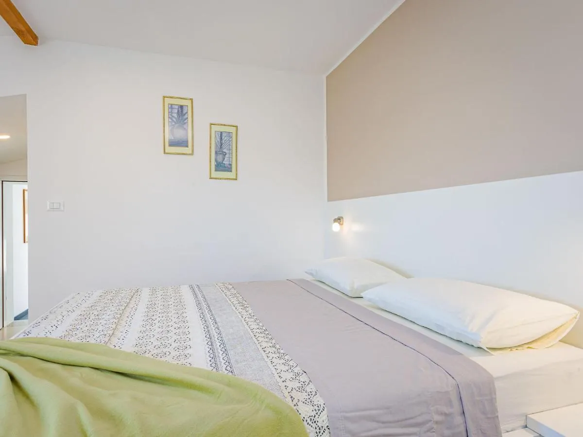 Holiday Home Prenc - Pzn212 By Interhome Munci